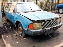 И чё? В каждом дворе такое! В каждом порту такие!