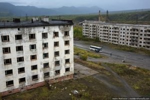 заброшенные места))))))) у нас в Магаданской области например целые ПГТ заброшены))))) которых десятки