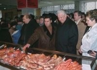 надеюсь его в аду черти жарят..