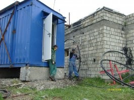 Ну экономию на персонале я застал, мы и были подрядчиками, хотя там и чисто наши управленцы руку приложили. А вот по материалам в то время (2006-2014), вроде вопросов не было. Я потом работал уже на  "кабельных" операторов, до 2020 дотянул и сменил область уже кардинально. 
 Сам с Сахалина, по работе на "Вымпелком" хорошо по Курильским островам покатался. Красота!