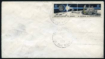 Я не знаю, какая была штемпельная мастика. Про спиртовую я для примера сказал.
Возможно, там была масляная мастика, а масло в ваккууме кипит при 100-150 Цельсия. 
Возможно, водно-глицериновая, глицерин кипит в ваккууме при 180 градусах Цельсия.

Быстро ли высохла краска судите сами, вот тот самый конверт.
На втором фото - дубликаты штемпеля и коробки с мастикой: