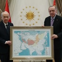 Автор про пару геополитических союзников и партнеров ВВП запамятовал.