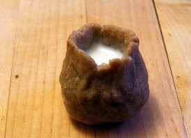 был у нас любитель чернильницы из хлеба ваять