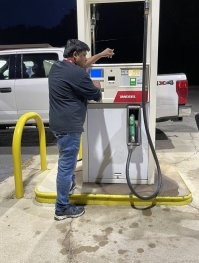 А если я вам скажу что много раз тушил сигарету в банке с бензином и бензин никогда не загорелса , Ви поверите ?