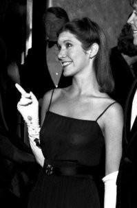 Кэрри прекрасна!