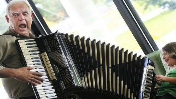 Секрет говяжьего "вечного супа", который без перерыва варится в Бангкоке 45 лет