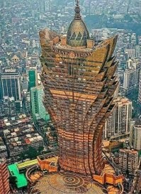 А еще наш новый корабль называют уродливым....