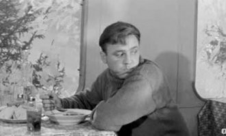 "-Любишь её? 
-Кого?!?
-Гречку..."  (с)