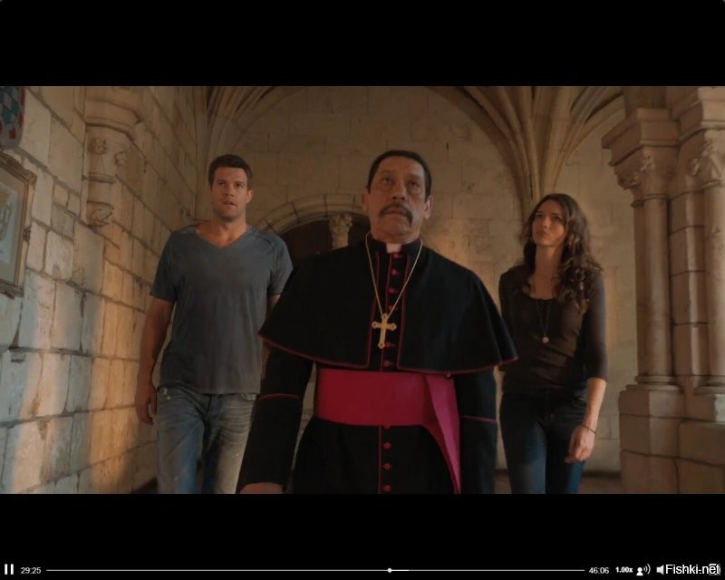 В сериале Кости Трехо появляется в роли епископа! Положительней уж некуда!