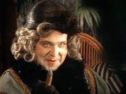 А почему не написали , что там много диких обезьян .