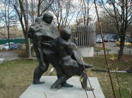 У нас такое у кинотеатра София стояло...