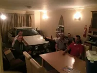 Вот тем двум европейцам, которые положили ноги на АЕ86, надо эти ноги то и оторвать.