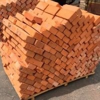 Внизу под аттракционом