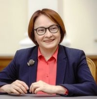 Брехня. Ротшильды - это просто удачливые банкиры, а ФРС, это типа россияненского Гознака. США - суверенная страна, и сама печатает свои баксы.  Точно так же, как и Россия сама печатает свои рубли. А 300 миллиардов баксов, которые американцы зажулили у России - ну это просто подарочек американцам от благодарных россиянинцев. Демократия, свобода и капитализм, которые Америка подарили России, ведь стоят денег, правда?
- регуляторша Жоповна.