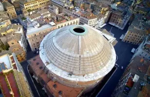 Пантеон в Риме, которому 2000 лет