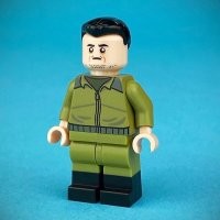 Один из последних, дизайнов лего. Мудаки.
