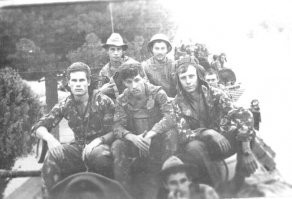 ДРА 1983 - 1985гг. г. Мазари-Шариф, рядом с советским консульством. (В шлемофоне).