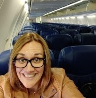 Это какой же тварью надо быть, чтобы с тобой отказались лететь все пассажиры рейса....