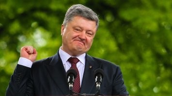 Вдруг кто не в курсе.
Более 35% Бургер Кинг Россия принадлежит украинским структурам, близким к Петру Порошенко.
Так что эти НЕ закроются.
