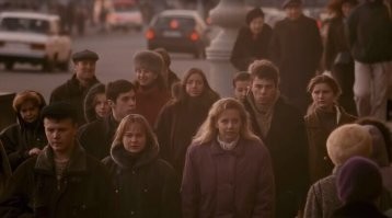 Окунуться в 90-е: атмосферные снимки и видео, точно передающие дух непростого времени