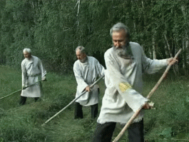 когда кто то использует слово в суе (правильно ВСУЕ)