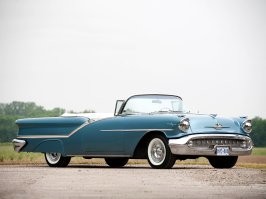 Изменивший правила игры: Oldsmobile 1949 с легендарным двигателем Rocket V8