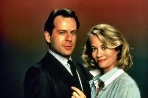 Последнее фото с Шепард увидел и думаю пересмотреть сериал.