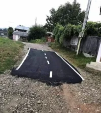 Чиновников только назначили - видны остатки совести. Сперли почти все.