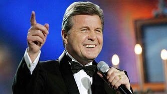 -Всё правильно, всё хорошо!  )