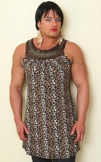 На тебе пару баб, про которых сразу и не скажешь что они женщины.