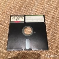 Дискеты... Были такие штуки для компьютеров... Я про 3,5", а Владимир упорно втюхивает 5,25", хоть я и указал, что пишу про трешки...