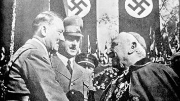 а еще они с нацистами сотрудничали... только про это нигде не говорят и не упоминается. просто пишут, что типа "помогали" евреев депортировать. типа спасали...