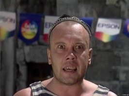 Из блестящих офицеров в звёздных травести