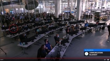 "..я в шапочке из фольги - не свожу глаз с экрана, ведь слабину давать нельзяяя..." (с) Заточка