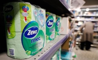 увы, сегодня плохие новости, всё обосралось у просто Марии.... 

Производитель Zewa и Libresse объявил об уходе с российского рынка 

Подробнее на РБК: 

В конце марта о приостановке поставок средств личной гигиены в Россию сообщила американская компания Johnson & Johnson. Она производит товары под брендами O.B., Carefree, Le Petit Marseillais, Listerine, Neutrogena и другими.