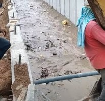 Молодцы! Но вот "оросительный канал"? Чё они орошают этим каналом, городскую свалку?