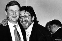 С некоторыми он прямо в десны жахался!