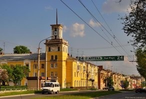 Проспект Автозаводцев, г.Миасс, полностью построен военнопленными немцами. А выше школы №30 их кладбище.