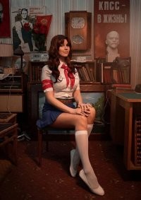 Не подскажите, из какого отряда вожатая?