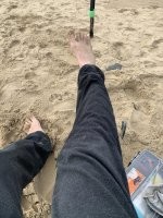 Это чисто по русский :) в прошлое воскресение поперся гулять по воде без забродника , наступил на какую хрень живую , все еще хромаю и нога распухла .