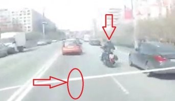 А случилось бы это, если бы этот мудень ехал как положено, здесь?