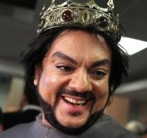 Не ищите здесь смысл. Здесь в основном маразм
