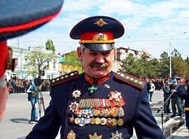 Написано же, "потомственный кубанский казак". Как ты можешь его медалями не верить?