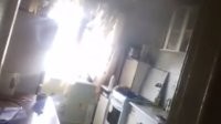 пусть подписывается на наших стримеров - они уже знают как тушить и наглядно показали, как НЕ надо