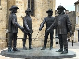 Д'Артаньян мнимый, предполагаемый и настоящий