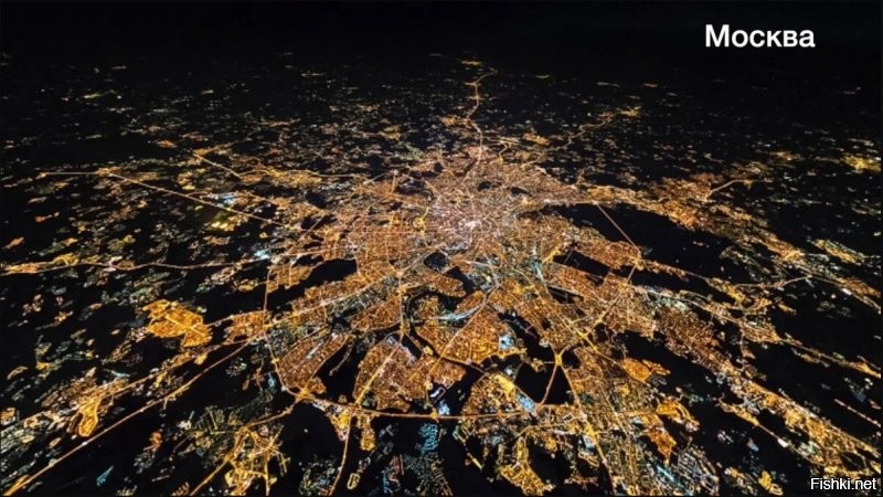 Фантастически ярко: города, которые ночью преображаются до неузнаваемости