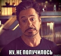 Пеликан пытается съесть детеныша капибары