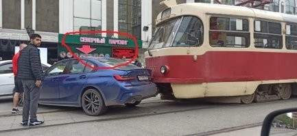 Нормально так парканулась
