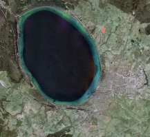 Очень живописное место!!! Особенно летом. Кайтинг, фестиваль воздухоплавателей! Есть где развернуться!