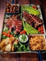 Да, пятница! Но не засранцы ли вы присылать такое, когда на улице плюс 9 и дождь стеной!!!